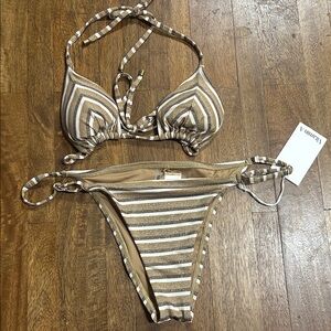 Vitamin A Bikini set top small bottoms medium